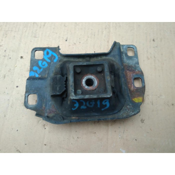 Опора двигателя левая FORD C-MAX 2003-2007