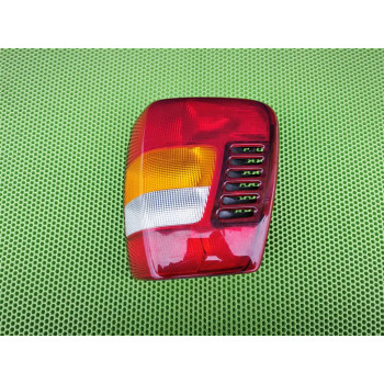Фонарь задний правый JEEP GRAND CHEROKEE (WJ) 1999-2004 Фонарь задний правый JEEP GRAND CHEROKEE (WJ) 1999-2004