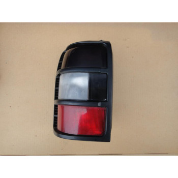 Фонарь задний левый MITSUBISHI PAJERO/MONTERO (V1,V2,V3,V4) 1990-1997 Фонарь задний левый MITSUBISHI PAJERO/MONTERO (V1,V2,V3,V4) 1990-1997
