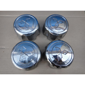 Колпак декоративный MITSUBISHI PAJERO/MONTERO (V1,V2,V3,V4) 1990-1997