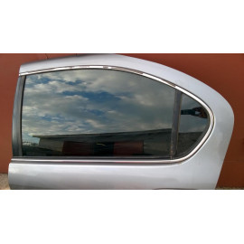 Стекло двери задней левой NISSAN MAXIMA (A33) 1999-2006