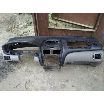 Торпедо (панель приборов) NISSAN ALMERA (N16) 2000-2006