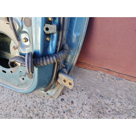 Ограничитель открывания двери NISSAN ALMERA (N16) 2000-2006
