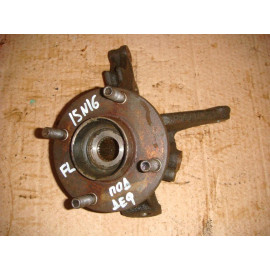 Кулак передний левый NISSAN ALMERA (N16) 2000-2006
