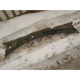 Накладка стеклоочистителя (жабо) NISSAN ALMERA (N16) 2000-2006