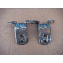 Петля двери передней левой (нижняя) NISSAN MAXIMA (A33) 1999-2006