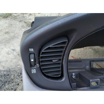 Дефлектор воздушный NISSAN ALMERA (N16) 2000-2006
