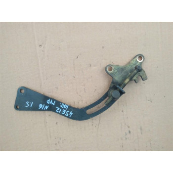 Кронштейн насоса ГУР NISSAN ALMERA (N16) 2000-2006