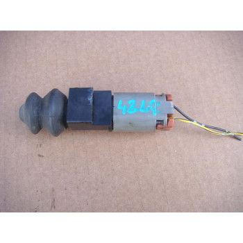 Концевик капота NISSAN TERRANO II (R20) 1993-2004 Концевик капота NISSAN TERRANO II (R20) 1993-2004